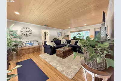 1099 Parkview Dr, Brookings, OR 97415 - Photo 29