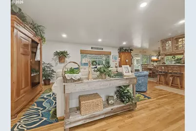 1099 Parkview Dr, Brookings, OR 97415 - Photo 3
