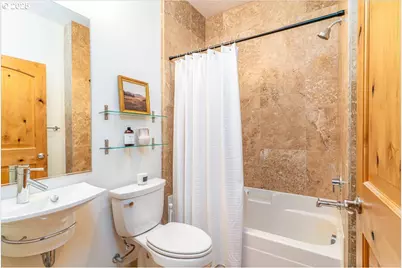 838 SE 38th Ave #209, Portland, OR 97214 - Photo 15