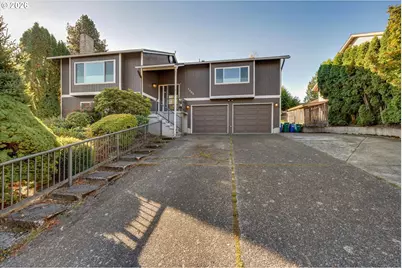 3002 SW 23rd St, Gresham, OR 97080 - Photo 3