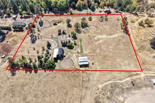 307 Towhee Ln, Tenmile, OR 97481 - Photo 3