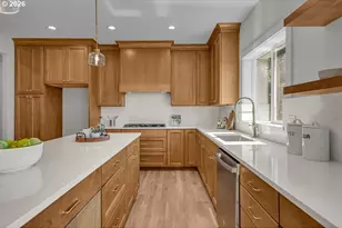 16333 SW Timberland Dr, Beaverton, OR 97007 - Photo 13