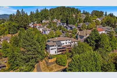 16333 SW Timberland Dr, Beaverton, OR 97007 - Photo 41