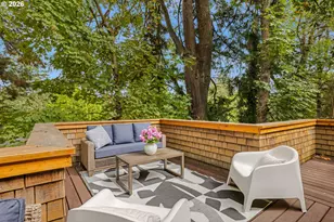3023 SW Collins Ct, Portland, OR 97219 - Photo 25