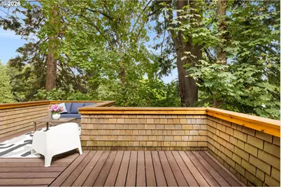 3023 SW Collins Ct, Portland, OR 97219 - Photo 29