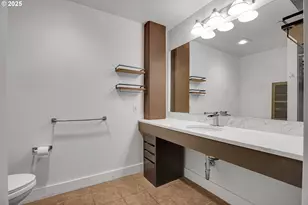 411 NW Flanders St, Portland, OR 97209 - Photo 21