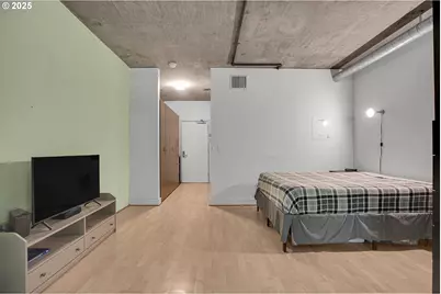 411 NW Flanders St #312, Portland, OR 97209 - Photo 19