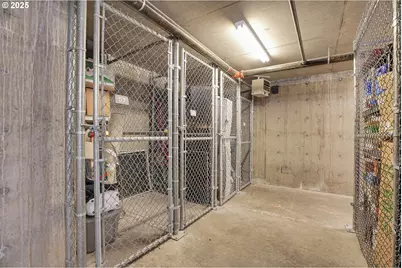 411 NW Flanders St #312, Portland, OR 97209 - Photo 29