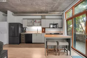 411 NW Flanders St, Portland, OR 97209 - Photo 9