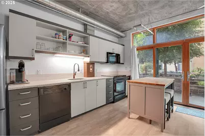411 NW Flanders St #312, Portland, OR 97209 - Photo 7