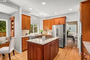5002 SW Orchard Ln, Portland, OR 97219 - Photo 15