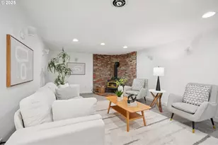 11851 SE Madison St, Portland, OR 97216 - Photo 25