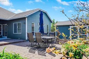 1231 SW 3rd Ave, Mill City, OR 97360 - Photo 41