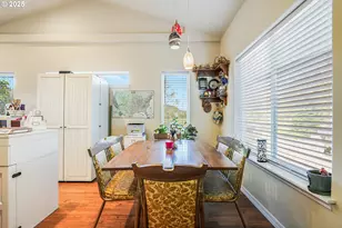 1231 SW 3rd Ave, Mill City, OR 97360 - Photo 15