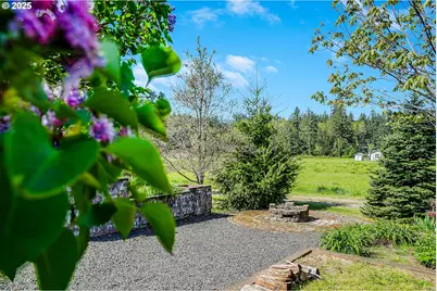 1231 SW 3rd Ave, Mill City, OR 97360 - Photo 43