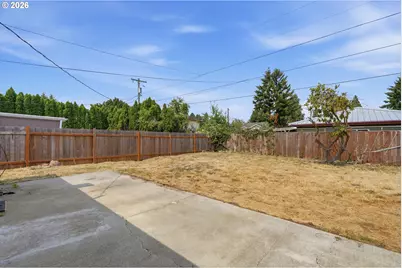 18149 SE Lincoln St, Portland, OR 97233 - Photo 37