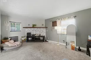 18149 SE Lincoln St, Portland, OR 97233 - Photo 11