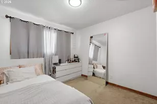 18149 SE Lincoln St, Portland, OR 97233 - Photo 17