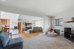 18149 SE Lincoln St, Portland, OR 97233 - Photo 9