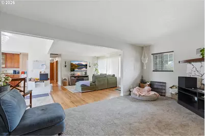 18149 SE Lincoln St, Portland, OR 97233 - Photo 11