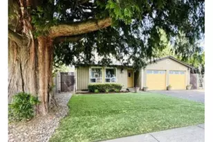 5035 SE Rural St, Portland, OR 97206 - Photo 3