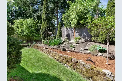 7165 SW Sorrento Rd, Beaverton, OR 97008 - Photo 47
