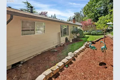 7165 SW Sorrento Rd, Beaverton, OR 97008 - Photo 45