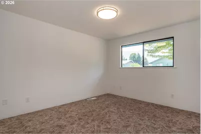 921 W Hickory St, Roseburg, OR 97471 - Photo 39