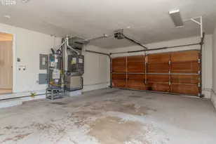 921 W Hickory St, Roseburg, OR 97471 - Photo 21