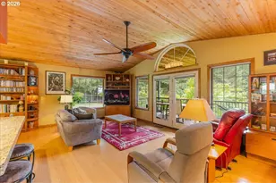 14550 NE Spring Creek Ln, Newberg, OR 97132 - Photo 3