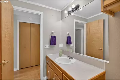 15805 NE Thompson St, Portland, OR 97230 - Photo 27