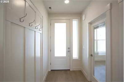 1900 S Holly St, Canby, OR 97013 - Photo 5