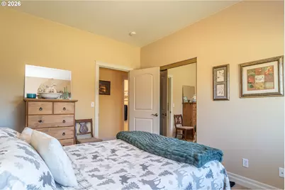 4300 Oak Hill Rd, Roseburg, OR 97471 - Photo 23