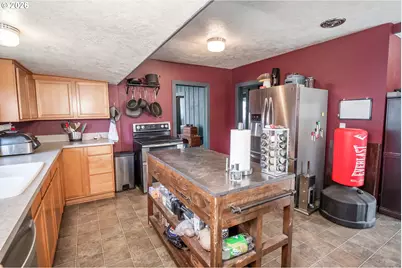 1119 Ash Ave, Cottage Grove, OR 97424 - Photo 13