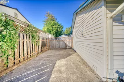 4501 SE Chelsea St, Milwaukie, OR 97222 - Photo 3