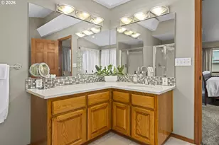 17809 NE Marine Dr, Portland, OR 97230 - Photo 23