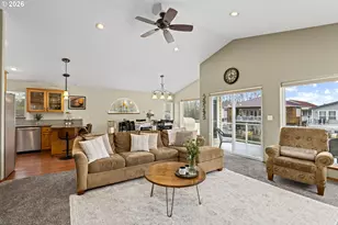 17809 NE Marine Dr, Portland, OR 97230 - Photo 11