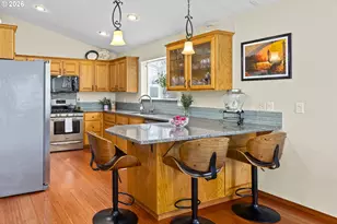 17809 NE Marine Dr, Portland, OR 97230 - Photo 17