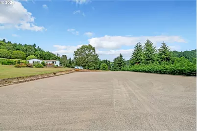 453 Riverwood Ln, Oakland, OR 97462 - Photo 7