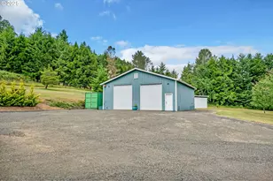 453 Riverwood Ln, Oakland, OR 97462 - Photo 5