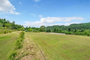 453 Riverwood Ln, Oakland, OR 97462 - Photo 41