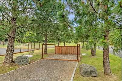 453 Riverwood Ln, Oakland, OR 97462 - Photo 17