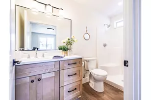 12252 Meadowlawn Dr, Oregon City, OR 97045 - Photo 13