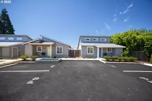 12252 Meadowlawn Dr, Oregon City, OR 97045 - Photo 17