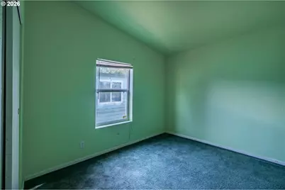 1633 Maple St, Florence, OR 97439 - Photo 11