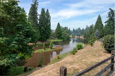 2925 SE Cleveland Dr, Gresham, OR 97080 - Photo 45