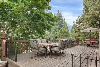 2925 SE Cleveland Dr, Gresham, OR 97080 - Photo 13