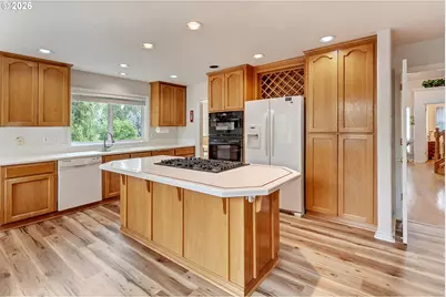 2925 SE Cleveland Dr, Gresham, OR 97080 - Photo 17