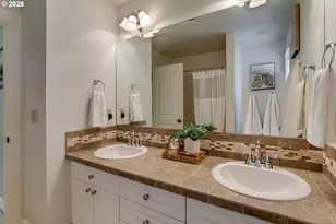 9130 N Seneca St, Portland, OR 97203 - Photo 31