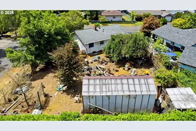 1808 NE 114th Pl, Portland, OR 97220 - Photo 5